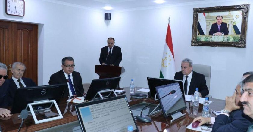 Баррасии масъалаҳои муҳим дар шурои миллии таҳсилот