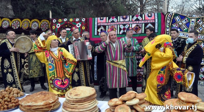 Президенти Тоҷикистон: «Дар шароити ҷаҳонишавӣ мо бояд арзишҳои миллии худро ҳифз намоем»