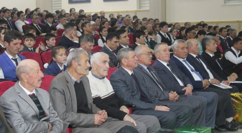 Дар Бадахшон ғолибони мусобиқаҳои варзишӣ ва озмунҳои ҷумҳуриявӣ ҳавасманд гардиданд