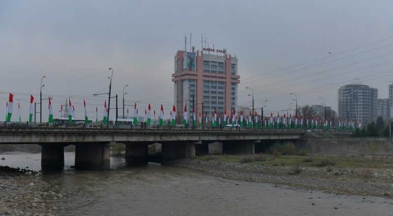 Имрӯз дар Тоҷикистон ҳаво тағйирёбанда шуда, борони кӯтоҳмуддат меборад