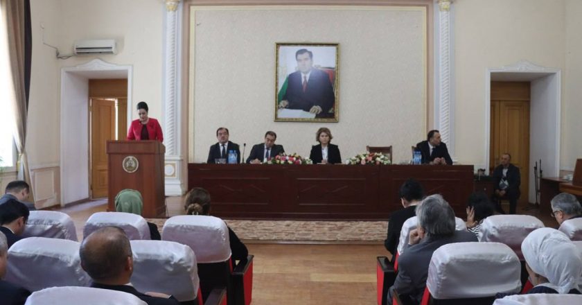 Ҷаласаи сайёри ҳайати мушовараи Вазорати фарҳанг