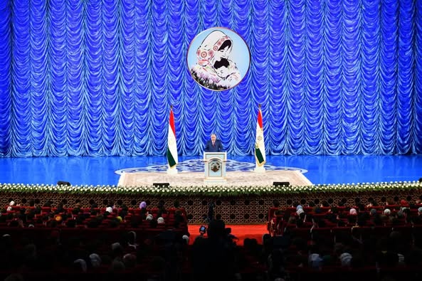 Ҷамъомади тантанавӣ ба муносибати Рӯзи Модар