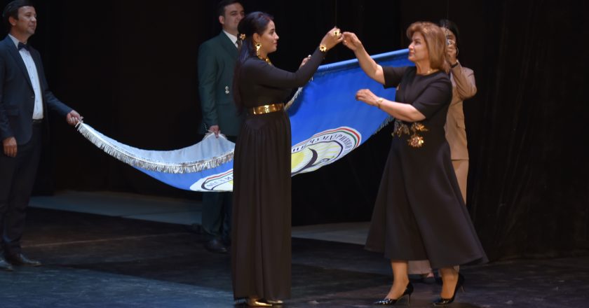 Фестивал-озмуни ҷумҳуриявии театрҳои касбӣ – «Парасту 2025»