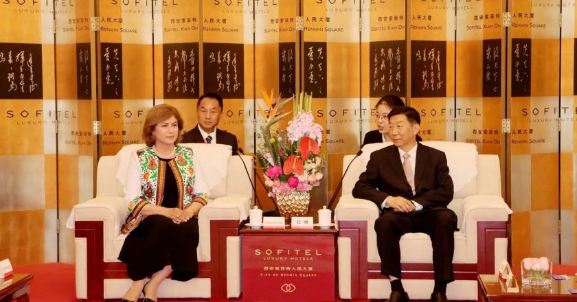 Мулоқоти вазири фарҳанги Ҷумҳурии Тоҷикистон бо губернатори музофоти Шэнсии Ҷумҳурии Мардумии Чин