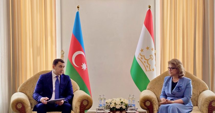 Мулоқоти вазири фарҳанг бо ҳамтои худ аз Озарбойҷон