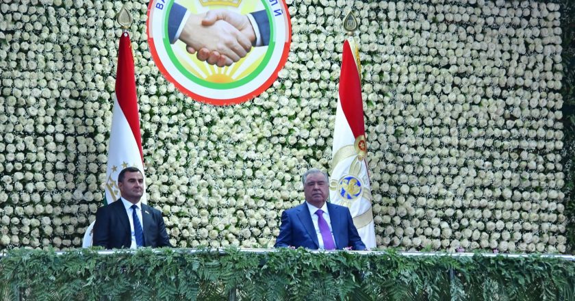 Иштирок дар тантанаҳои идона ба ифтихори 28-солагии Рӯзи ваҳдати миллӣ дар шаҳри Хоруғ