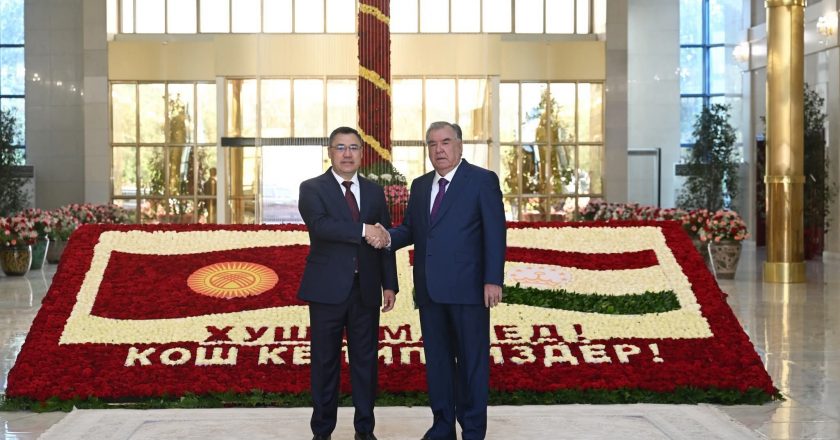 Оғози сафари давлатии Президенти Ҷумҳурии Қирғизистон ба Тоҷикистон