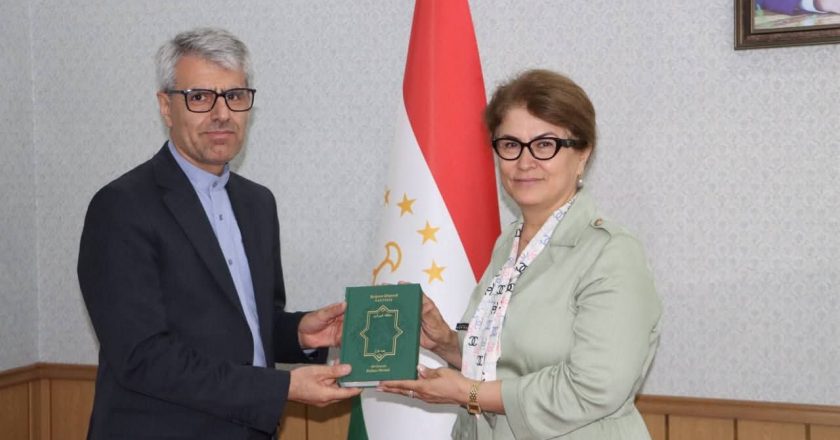 Мулоқоти расмӣ бо сухангӯи Вазорати корҳои хориҷии Ҷумҳурии Исломии Эрон