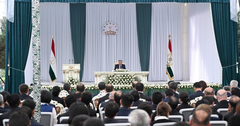 Иштирок дар Рӯзи дониш ва дарси сулҳ 