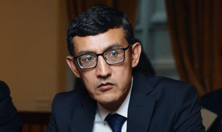 СИПАРИ ДАВЛАТ ВА ОИНАИ ҶОМЕА