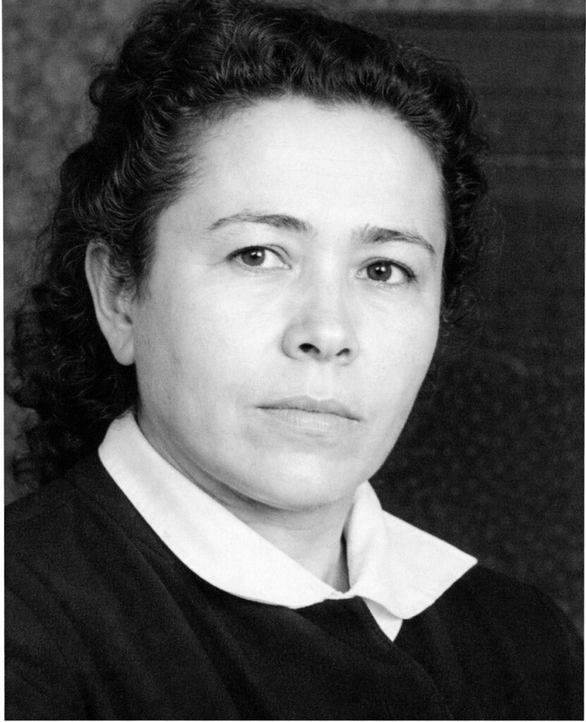 ЭҲЁГАРИ МАҶАЛЛАИ ЗАНОН