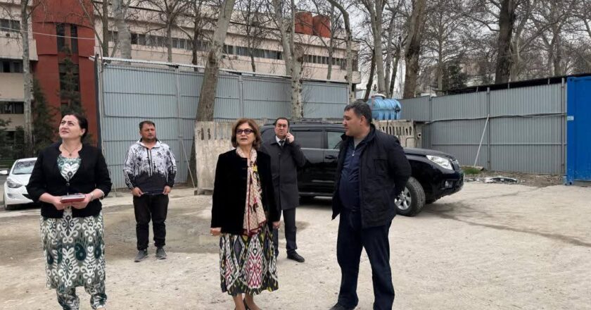 Боздид аз сохтмони бинои нави Вазорати фарҳанг