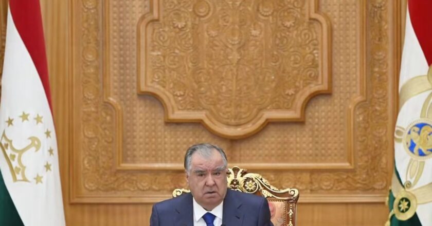 Маҷлиси Ҳукумати Ҷумҳурии Тоҷикистон баргузор гардид